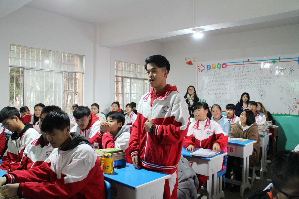 国际课程中心as班牵手德华学校共同举办学生交流实践活动